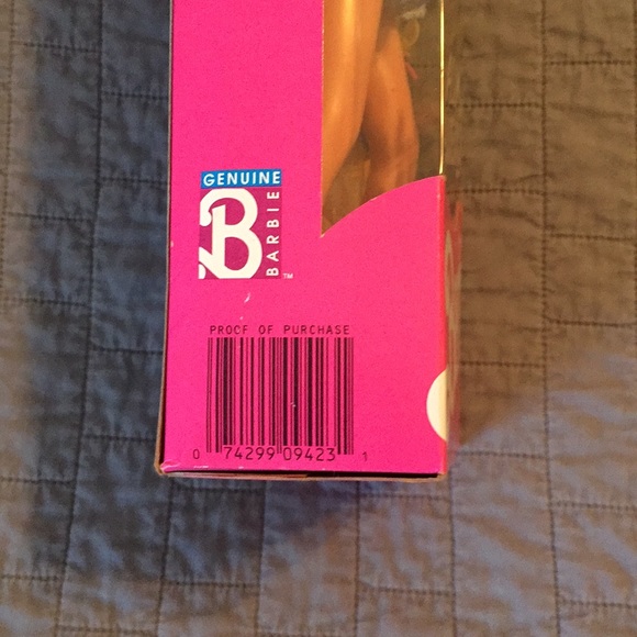 All American Reebok Barbie. - Picture 4 of 4